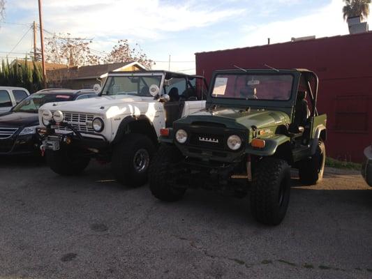 FJ40 and a Ford Bronco