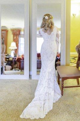 On wedding day after alterations by Linda Hine at Just Sew Perfect for You!