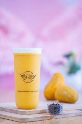 Cheese Mango Tea (W/cream cheese foam, fresh mango meats, green tea) *Blended Drink *Seasonal Drinks