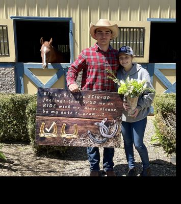 She said, "Yes!"  Giddy-up. #PromPosal