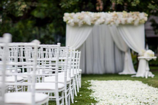 Ceremony Decor.