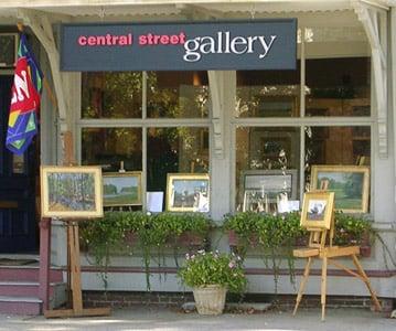 Central Street Gallery , 14 Artist located in downtown Manchester by the Sea, Ma. Close to Rail line New show every 8 weeks