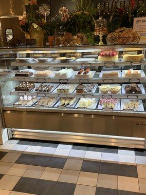 Infrico Bakery Case