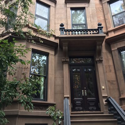 Exterior walls with brownstone