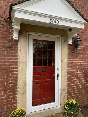 Broken storm door glass repair replacement