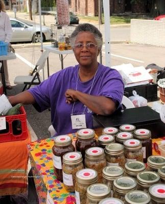 East Warren Avenue Farmer's Market