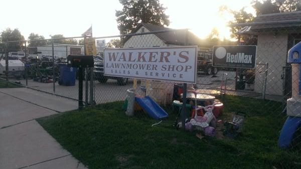 Walker's Lawnmower Shop