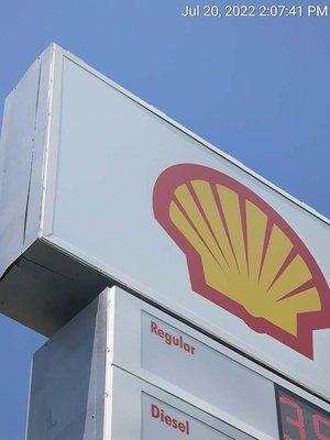 Shell fuel pumps at 626 Warrenton Road, Fredericksburg, VA.