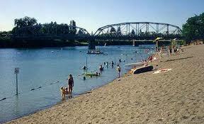 Healdsburg Memorial Beach