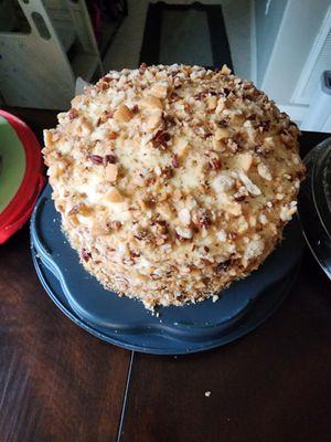 Banana nut crunch cake