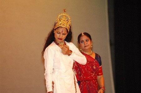 Smt. Prachi Dixit - Instructor/Choreographer/Performer (right) w/student