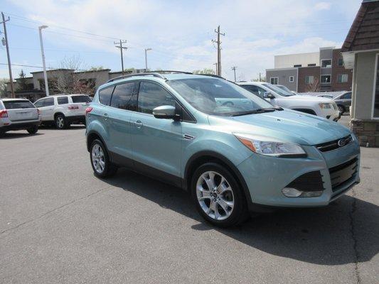 2013 Ford Escape 4DR 4WD 4CYL 2.4L- 100K $14,995