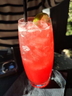 Strawberry fields cocktail