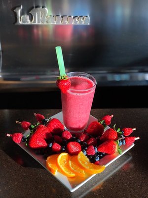 Blooming berry smoothie