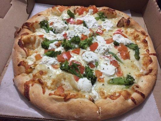 White pizza with vegetables.... sooo good