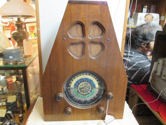 1937 Truetone Radio