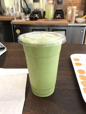 The 8th wonder~ blend of avocado, spinach, mango, banana, chia seeds, and hemp milk~ pretty good!