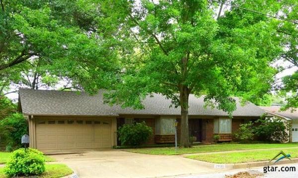 Near UT Tyler, this is one of my favorite areas in Tyler.  Homes near UT Tyler carry on the youthful excitement near the coll...