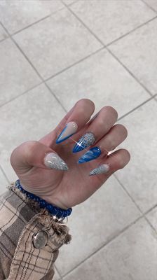 Diamond nails & spa