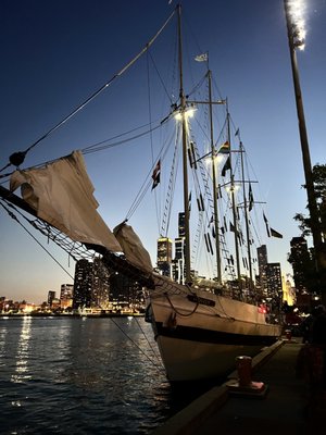 Tall ship Windy