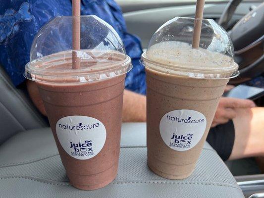 Our smoothies.  PB&J on the left, Vanilla Wafer on the right.