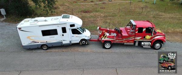 Medium duty towing, no problem, we can handle all your motorhomes, box vans, flatbeds or any other medium duy needs!