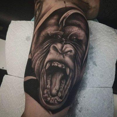 Realistic tattoos