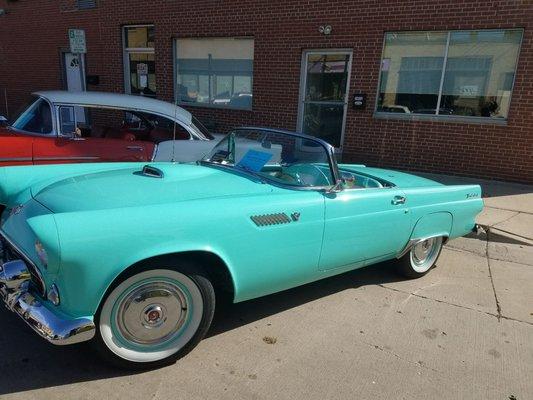 Gorgeous Ford Thunderbird