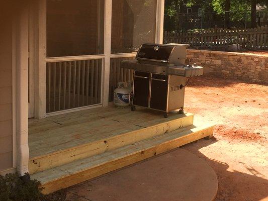 Small deck for grilling