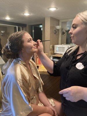 Jacy doing bridal make-up