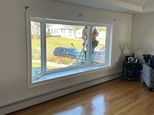 Finished bay window