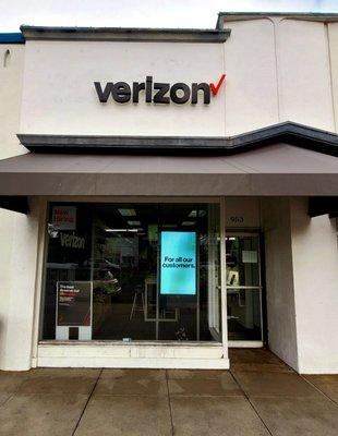 Verizon Wireless - The Smart Store Coronado