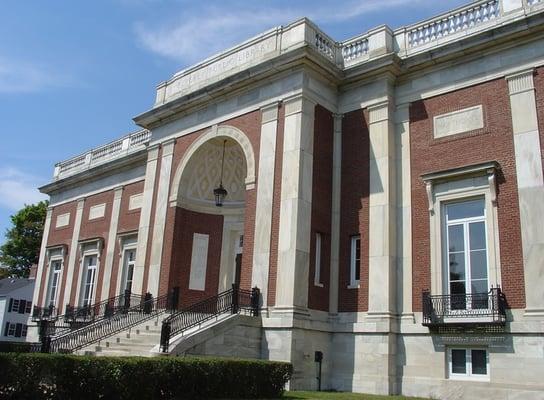 Beverly Public Library