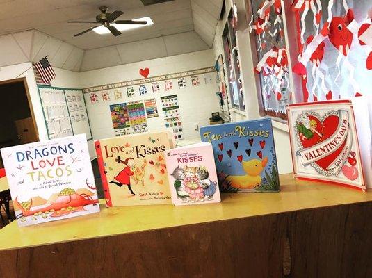 February books 📚 #valentinesday2019 #childcare #toddlerteacher #preschoolteacher #preschool #books #reading #valentinesdaybooks #BBTLC