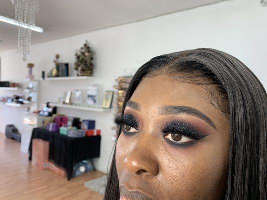 We Do Eyes Only For 35$ With mink Lashes 45$