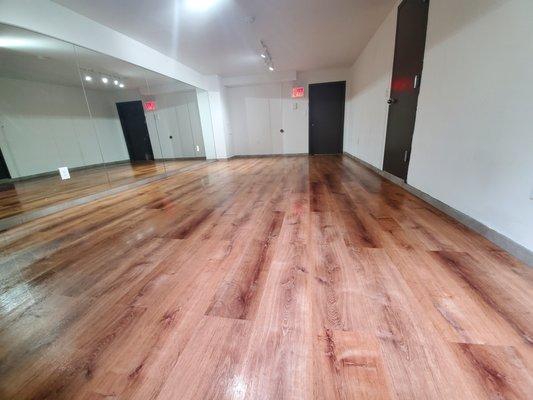 Take advantage of or new dance studio