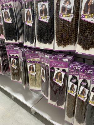 This is just one section that I loved the most because THATS SOME GOOD CROCHET HAIR!