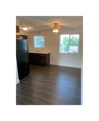 Eagle Rock Apartments - 2bd 1ba Dining w/ Vinyl Plank Flooring