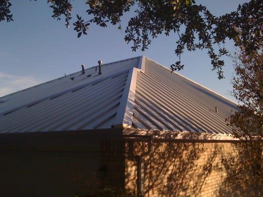 Metal Roofing Concepts