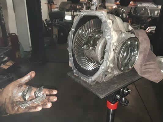 This $3500 lsd differential and gear set completely destroyed!  Royalty auto service did the previous work and forgot to add oil!!