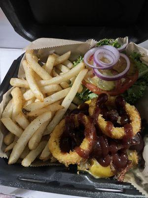 American BBQ Burger w/ fries