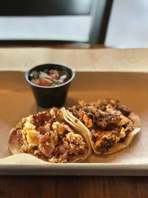 Breakfast Tacos Bacon / Chorizo