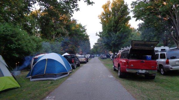 The cramped quarters of the outside lakefront sites