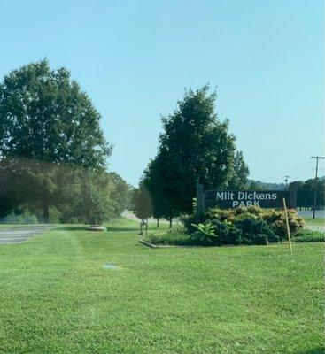 Sign at corner of OR Turnpike and Athens Rd (On way to Glenwood School)