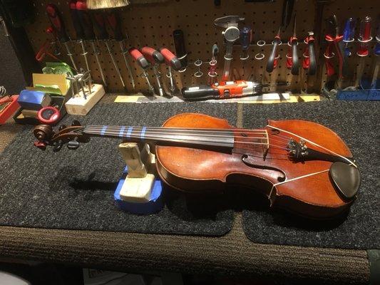 String instrument repair