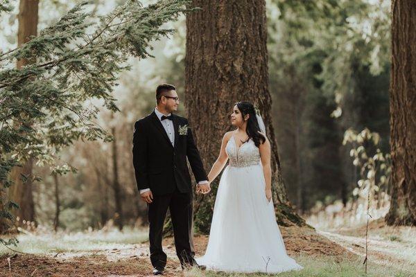 Portland Oregon Bridal Session at the Hoyt Arboretum