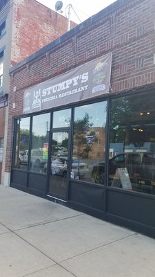 If you get a chance to try this place, you won't be dissapointed!  Garlic parm wings, chicken fingers, garlic knots and a cheese slice.