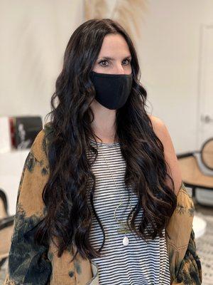 Color service + 2 rows of 22" handtied hair extensions