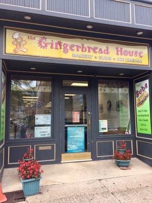 Outside entrance to bakery and ice cream areas of Garys Chuckwagen in West Newton