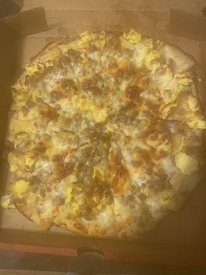 Breakfast pizza